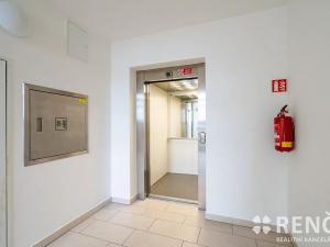 Prodej bytu 2+kk, Brno, Libušina třída, 46 m2