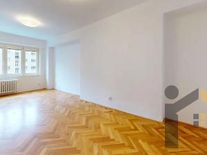 Pronájem bytu 2+kk, Praha - Vršovice, Oblouková, 50 m2
