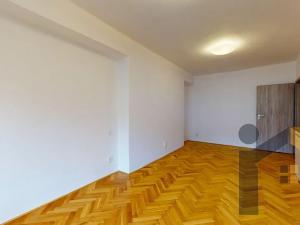 Pronájem bytu 2+kk, Praha - Vršovice, Oblouková, 50 m2