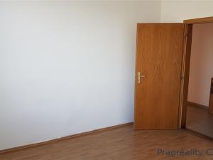 Pronájem bytu 2+1, Praha, Počernická, 65 m2