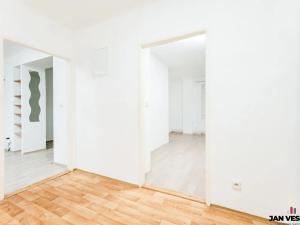 Pronájem bytu 2+1, Praha - Čakovice, Niská, 51 m2