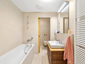 Prodej bytu 2+kk, Praha - Strašnice, Zvěřinova, 61 m2