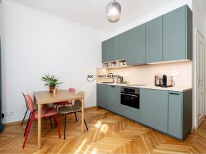 Prodej bytu 2+kk, Praha - Vršovice, Černomořská, 43 m2