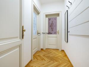 Prodej bytu 2+kk, Praha - Vršovice, Černomořská, 43 m2