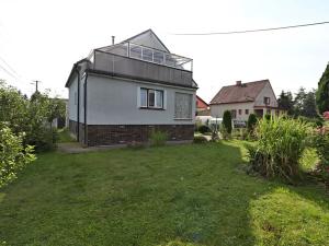 Prodej rodinného domu, Srby, 250 m2