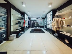 Pronájem obchodního prostoru, Zlín, Sadová, 100 m2