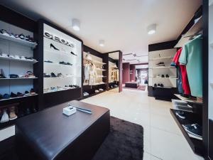 Pronájem obchodního prostoru, Zlín, Sadová, 100 m2