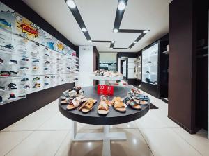 Pronájem obchodního prostoru, Zlín, Sadová, 100 m2