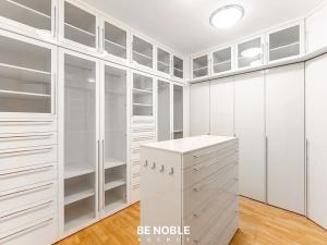 Prodej bytu 6+kk a větší, Praha - Břevnov, Kukulova, 252 m2