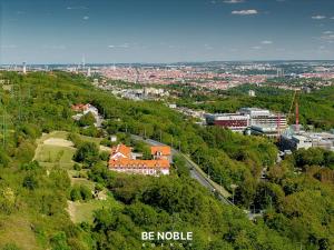 Prodej bytu 6+kk a větší, Praha - Břevnov, Kukulova, 252 m2