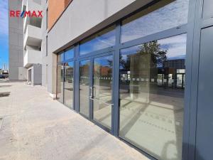 Pronájem obchodního prostoru, Praha - Vysočany, Kabešova, 116 m2