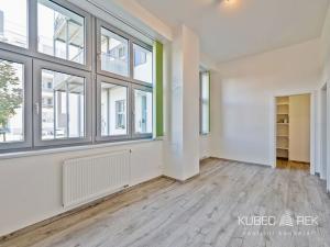 Prodej bytu 3+kk, Tábor, Kpt. Jaroše, 79 m2