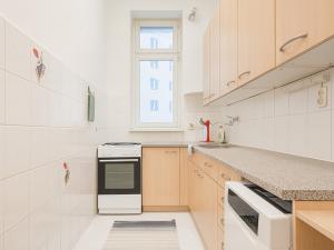 Pronájem bytu 3+1, Praha - Vinohrady, Lucemburská, 100 m2
