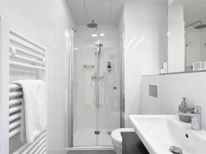 Pronájem bytu 1+kk, Praha - Vinohrady, Perucká, 27 m2