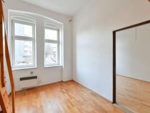 Pronájem bytu 3+kk, Praha - Žižkov, Lupáčova, 57 m2
