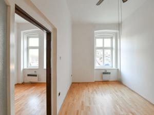 Pronájem bytu 3+kk, Praha - Žižkov, Lupáčova, 57 m2