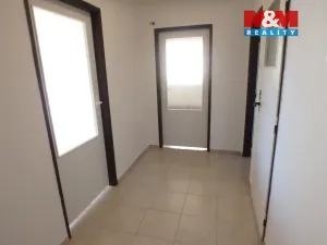 Prodej bytu 3+1, Černá v Pošumaví - Bližná, 88 m2