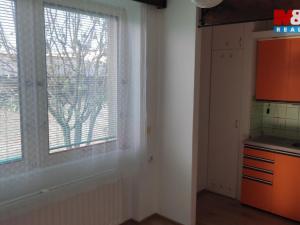Pronájem bytu 1+1, Hradec Králové - Třebeš, Křivá, 45 m2