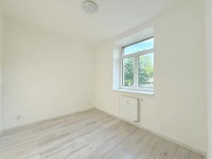 Prodej bytu 5+kk, Milovice, Slepá, 86 m2