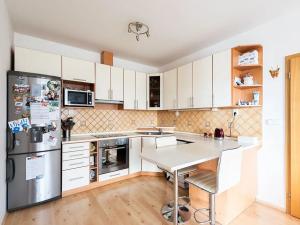 Prodej bytu 3+kk, Líšnice, 68 m2