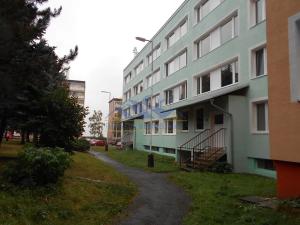 Pronájem bytu 2+kk, Komárov, Mládežnická, 56 m2