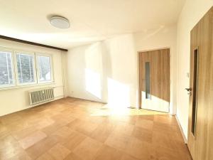 Pronájem bytu 2+1, Zlín, Tyršova, 56 m2