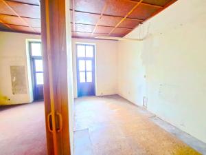 Prodej rodinného domu, Tečovice, 240 m2