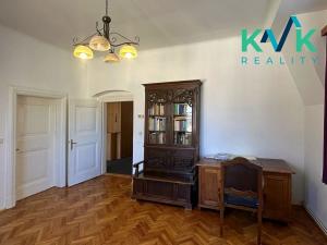 Prodej bytu 4+1, Karlovy Vary, Moskevská, 120 m2