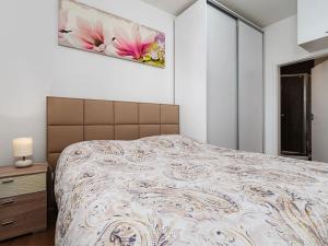 Prodej bytu 3+kk, Praha - Hlubočepy, Geologická, 64 m2