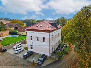 Prodej bytu 4+kk, Křížkový Újezdec, 158 m2