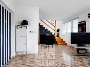 Prodej bytu 2+kk, Praha - Radlice, Na Farkáně III, 60 m2