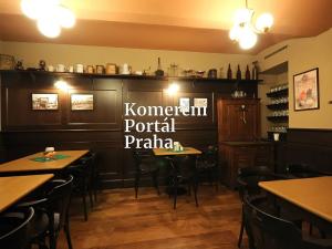 Pronájem restaurace, Praha - Smíchov, Radlická, 488 m2