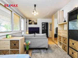 Prodej bytu 1+kk, Praha - Hostavice, U Hostavického potoka, 36 m2