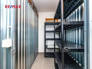 Prodej bytu 1+kk, Praha - Hostavice, U Hostavického potoka, 36 m2
