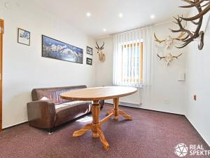 Prodej rodinného domu, Cetkovice, Velká Strana, 420 m2