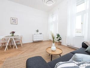 Prodej bytu 3+kk, Praha - Smíchov, Hořejší nábřeží, 85 m2