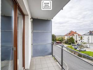 Pronájem bytu 2+kk, Praha - Břevnov, Bolívarova, 71 m2
