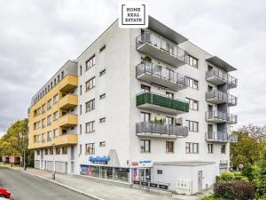 Pronájem bytu 2+kk, Praha - Břevnov, Bolívarova, 71 m2