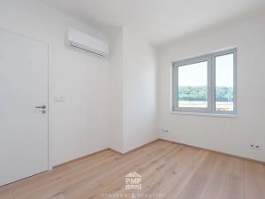 Prodej bytu 3+kk, Nebovidy, 76 m2