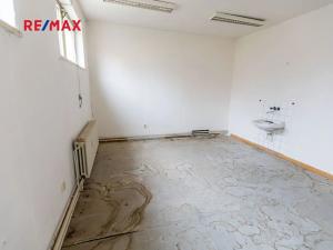 Prodej obchodního prostoru, Město Albrechtice, Míru, 1427 m2