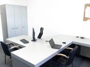 Pronájem kanceláře, Pardubice, Jana Palacha, 15 m2