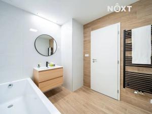 Prodej bytu 2+kk, České Budějovice, Branišovská, 67 m2