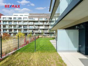 Pronájem bytu 1+kk, Praha - Žižkov, Šrámkové, 36 m2