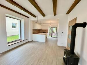 Pronájem rodinného domu, Sukorady, 109 m2