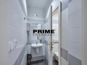 Pronájem kanceláře, Praha - Nové Město, Soukenická, 212 m2