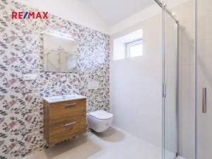 Prodej bytu 3+kk, Svoboda nad Úpou, Nádražní, 65 m2