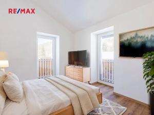 Prodej bytu 3+kk, Svoboda nad Úpou, Nádražní, 65 m2