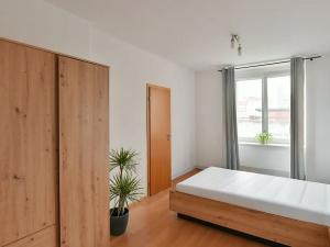 Pronájem bytu 3+kk, Praha - Libeň, Ludmilina, 75 m2