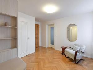 Prodej bytu 3+kk, Praha - Karlín, Pernerova, 104 m2