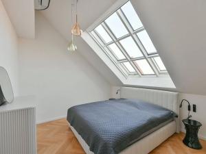 Prodej bytu 3+kk, Praha - Karlín, Pernerova, 104 m2